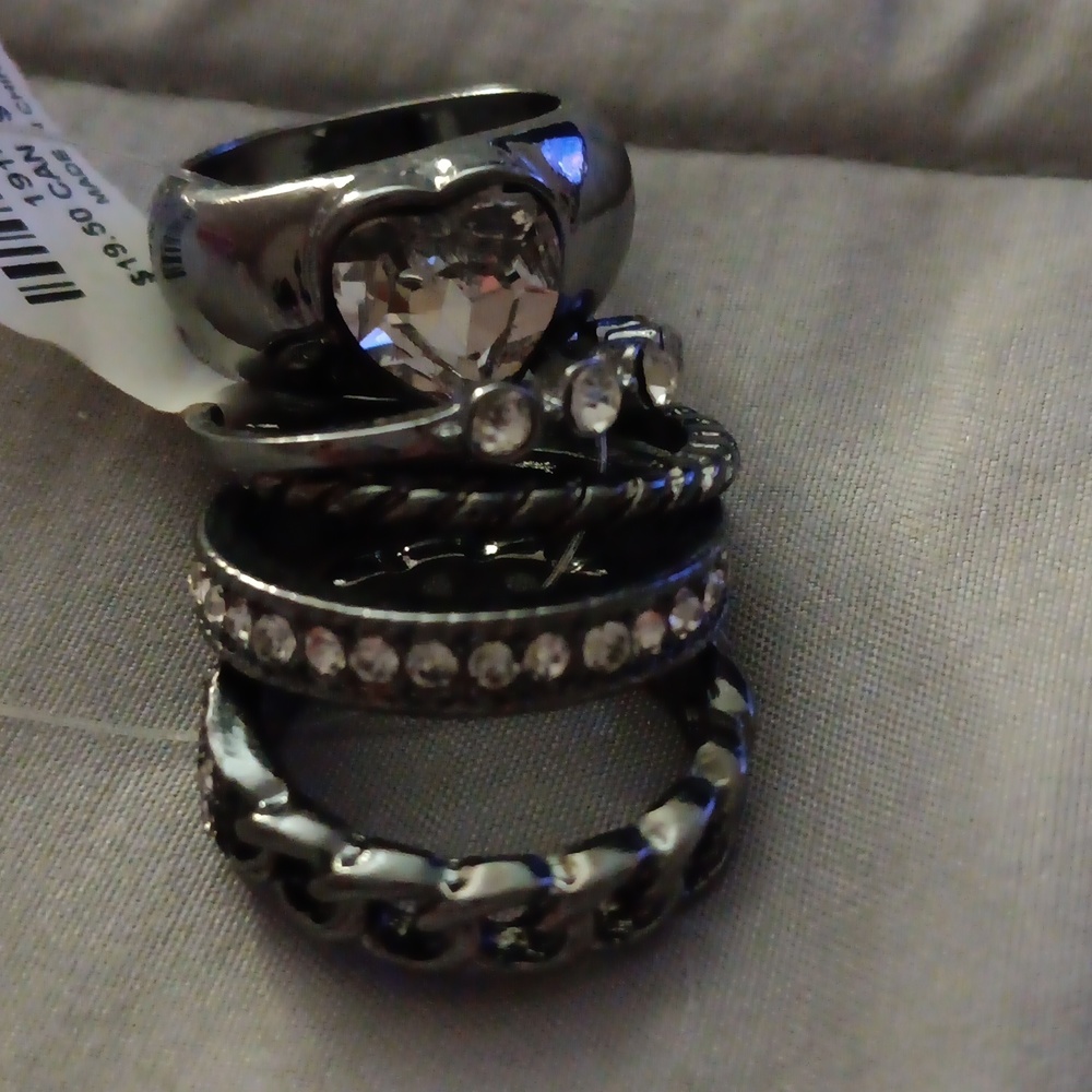 Stackable 5pk Heart - Picture 2 of 3